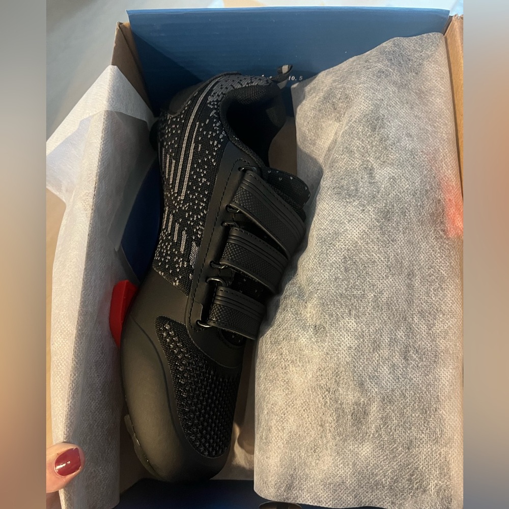 Cycle shoes - works with peloton bikes as well size 9